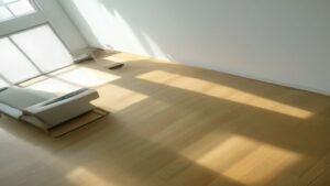Robô aspirador Electrolux ERB10 limpando o chão de uma sala de estar moderna e iluminada.